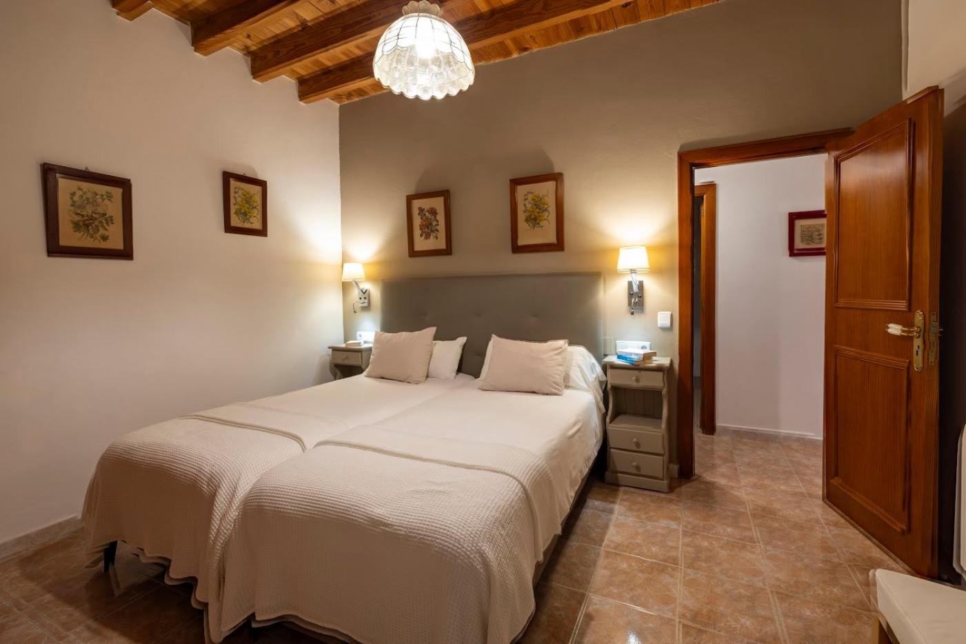 Agroturisme Sa Torre (Adults Only) Santa Eugenia Zewnętrze zdjęcie